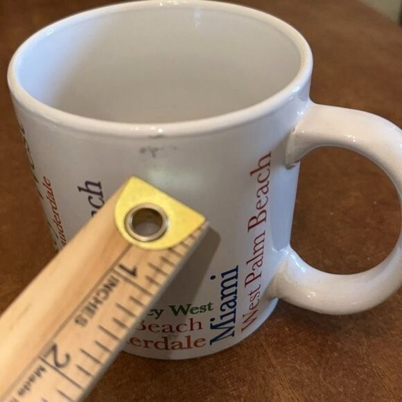Miami & Florida Beaches Souvenir Mug - Picture 6 of 9